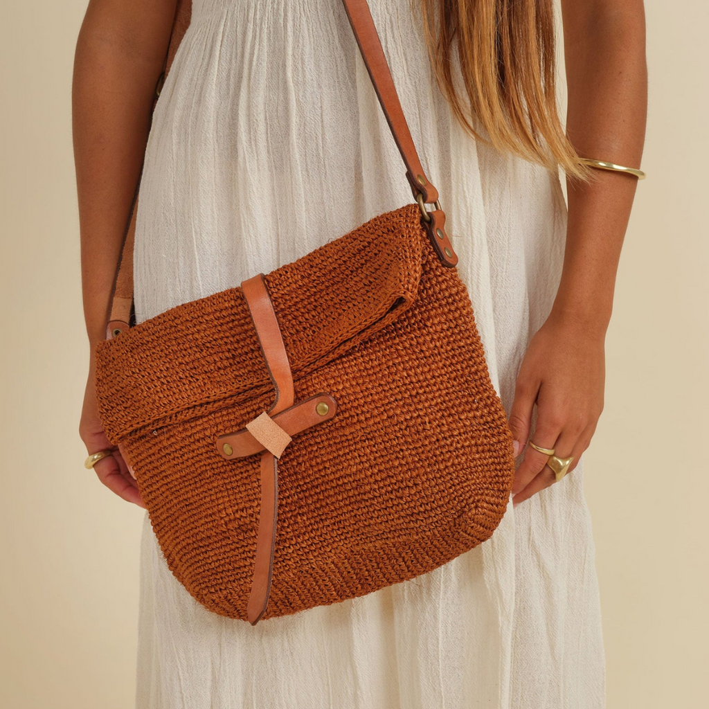 Carmen Crossbody