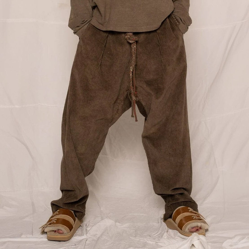 Dr. Collectors Women's Bottoms - 107 - Pants Grey Volcano / XS Chino Big Wales Cord